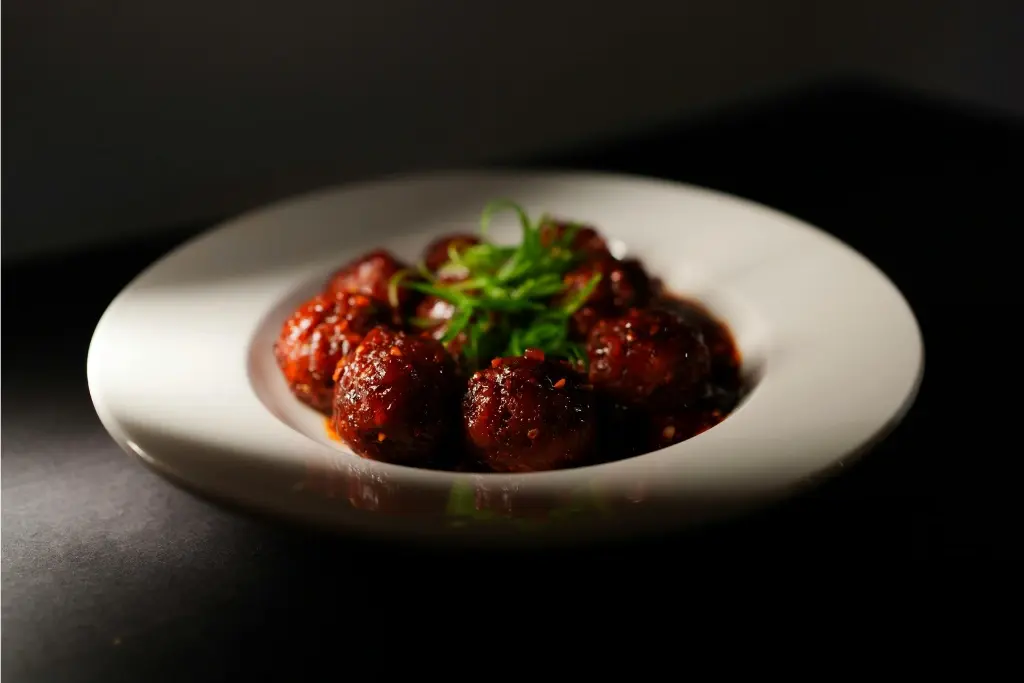 Best Indian Pizza restaurant in Edmonton, AB